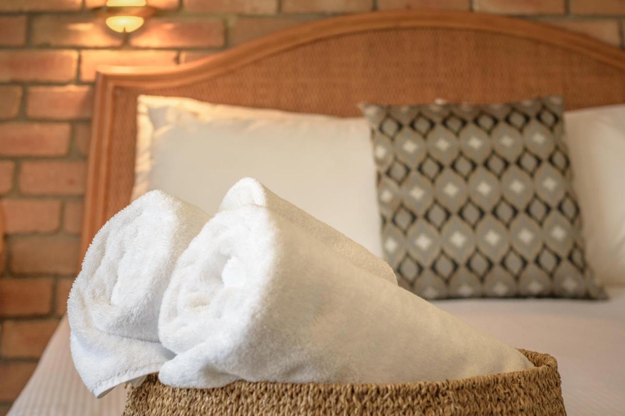 Sapphire Waters Motor Inn Меримбула Екстериор снимка
