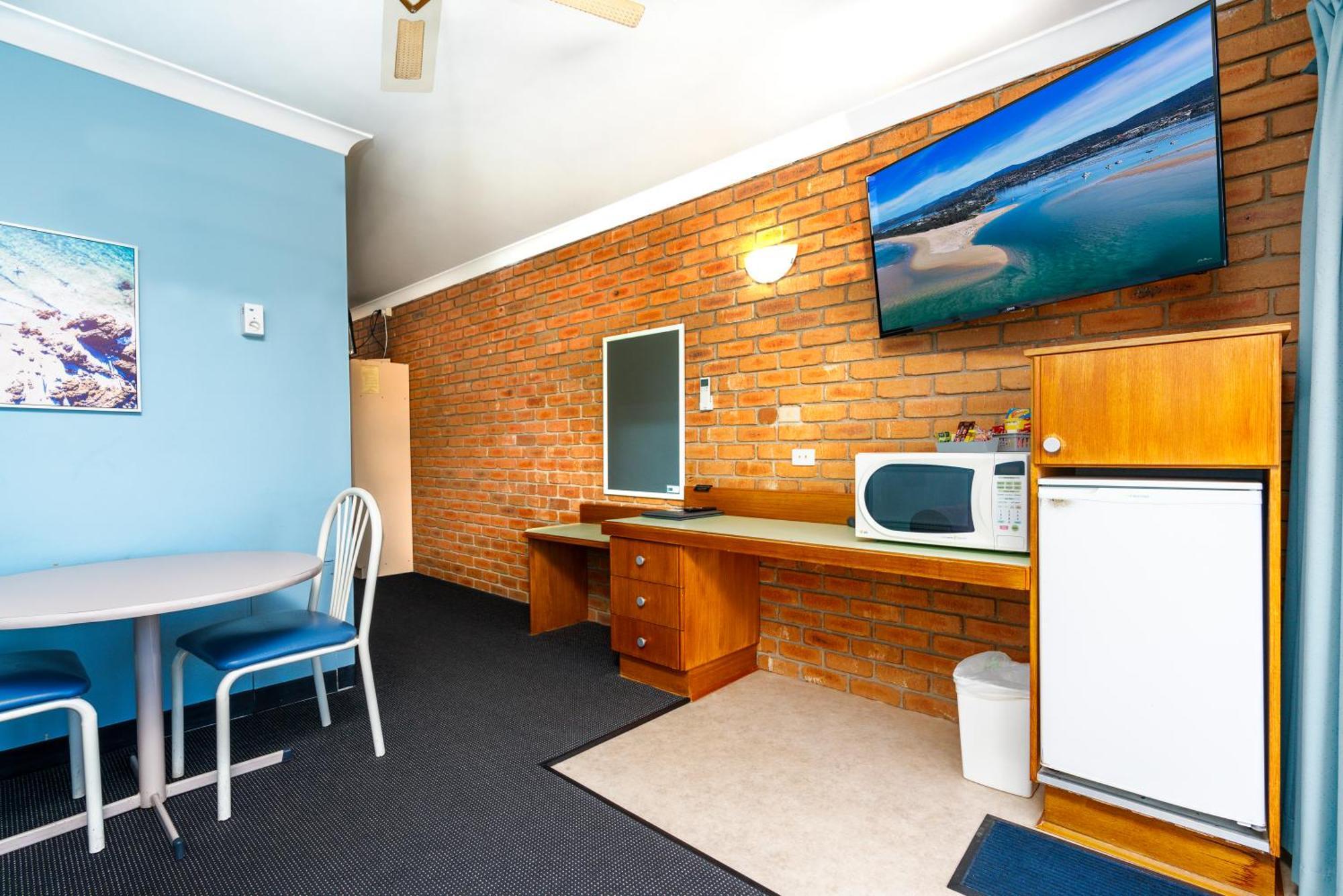 Sapphire Waters Motor Inn Меримбула Екстериор снимка