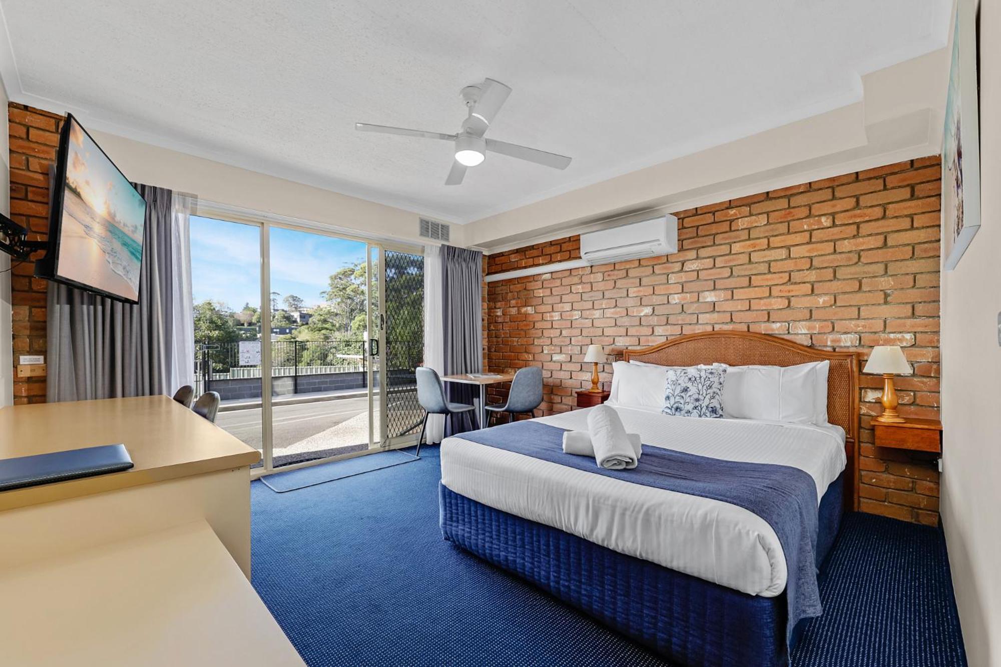 Sapphire Waters Motor Inn Меримбула Екстериор снимка