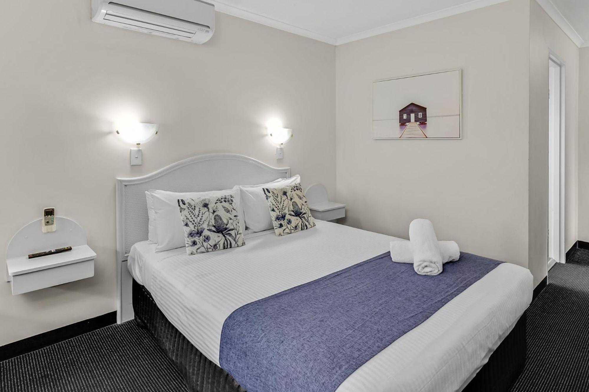 Sapphire Waters Motor Inn Меримбула Екстериор снимка